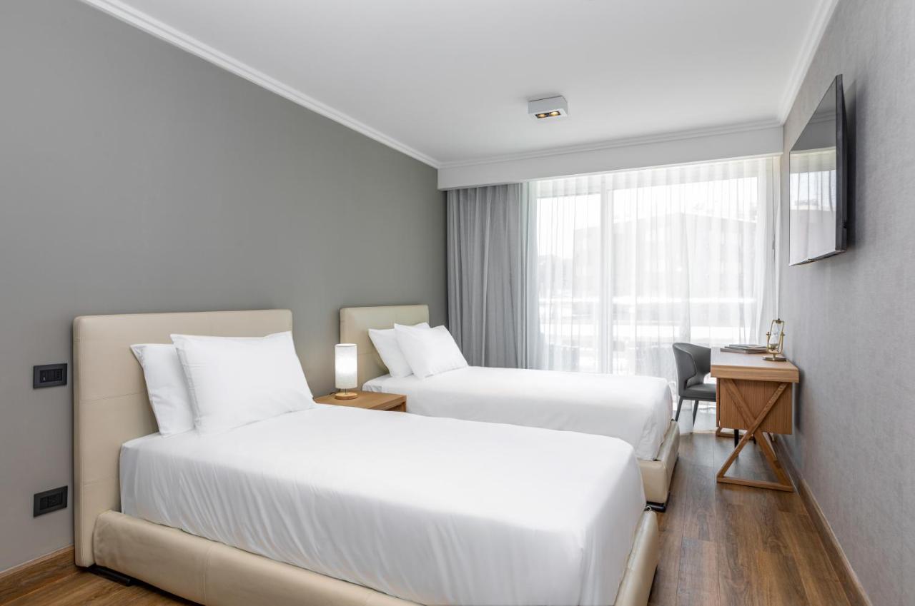 Hotel Solerios 埃斯特角城 外观 照片