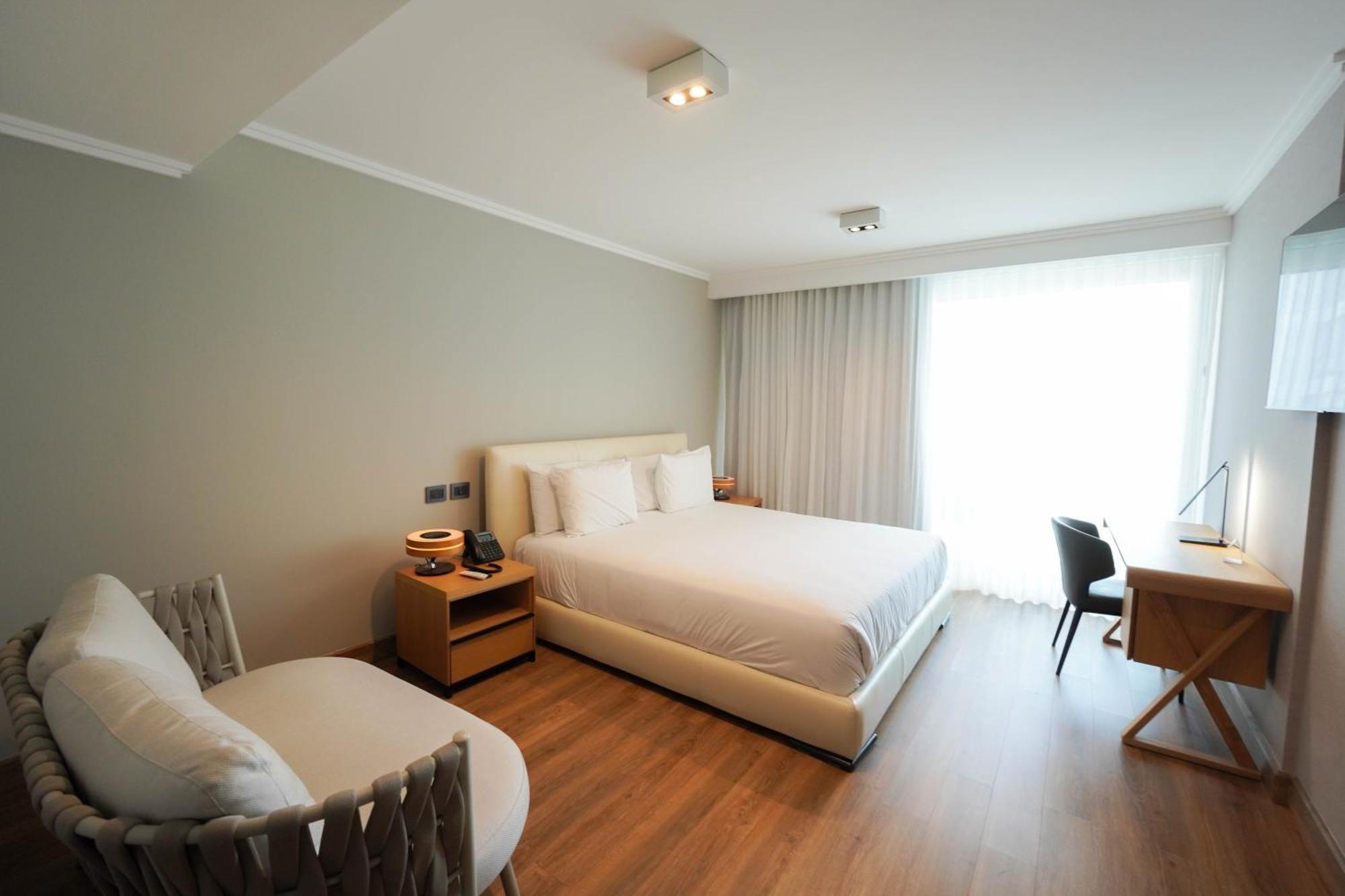 Hotel Solerios 埃斯特角城 外观 照片